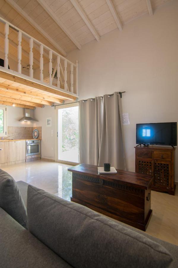 Villa Elaia Suites & Apartments No.7 가이오스 외부 사진